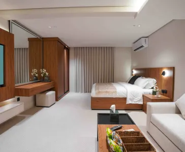 Studio Apartment