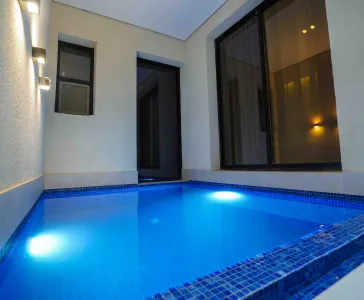 Studio Apartment