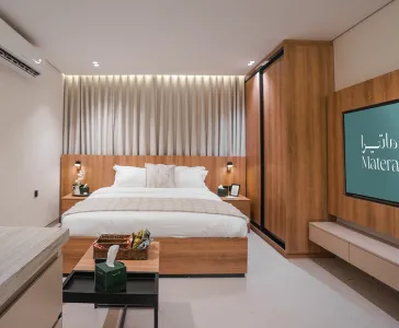 Studio Apartment
