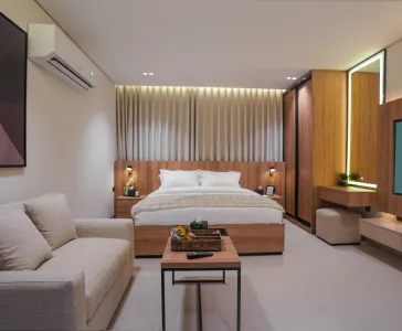 Studio Apartment